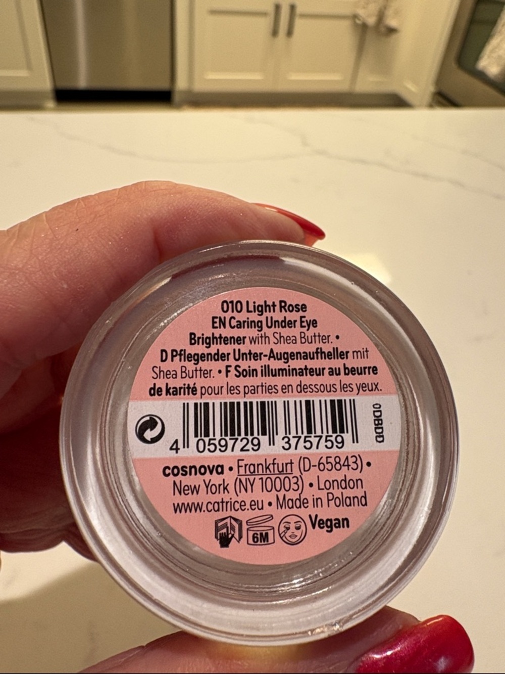 Catrice Under Eye Brightener - Instant Awake (Peach) - Picture 3 of 5